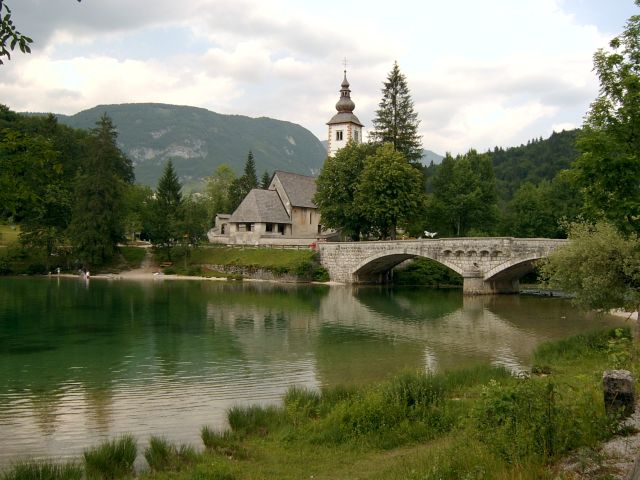 Kirche am See