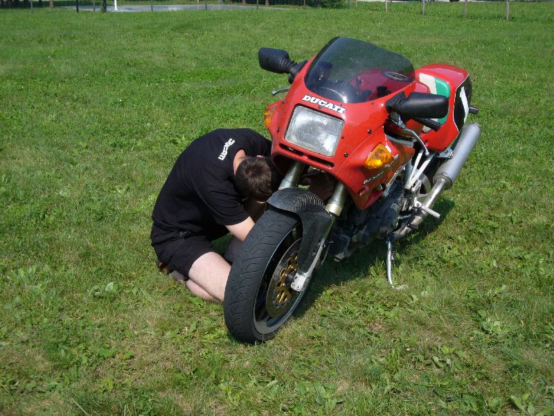 Wolfi schraubt - was sonst?